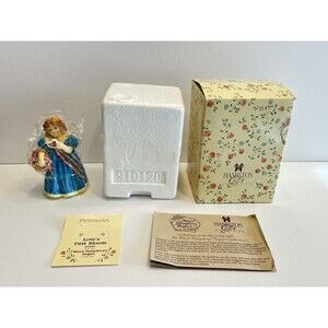 VINTAGE Maud Humphrey Bogart - LOVE'S FIRST BLOOM Figure - Hamilton Gifts (1992)